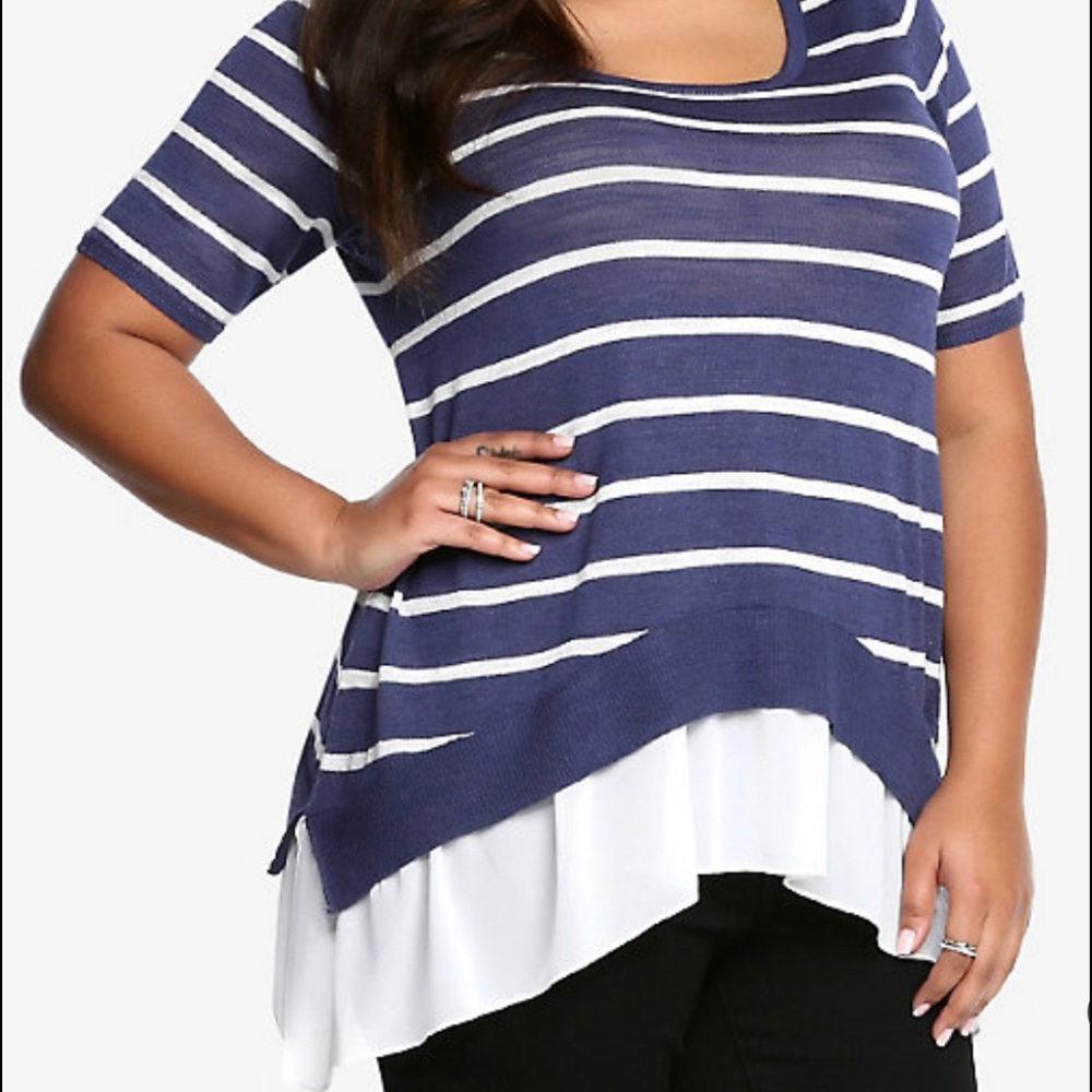 Torrid STRIPED SHARKBITE SWEATER - Picture 1 of 6